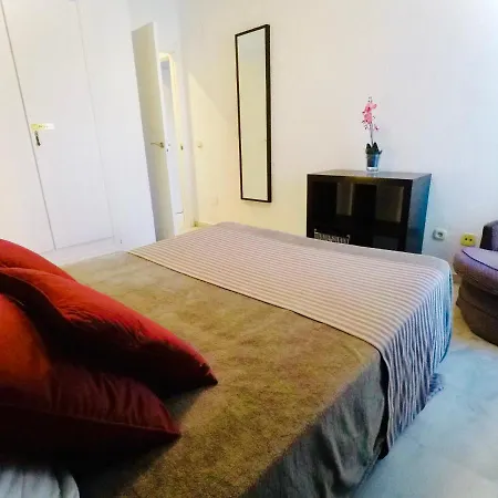 Apartment 3d - *